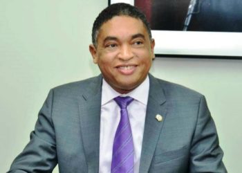 Yvan Lorenzo indica que el gobierno del PRM es sordo, da la espalda al pueblo y se aleja considerablemente de los pobres