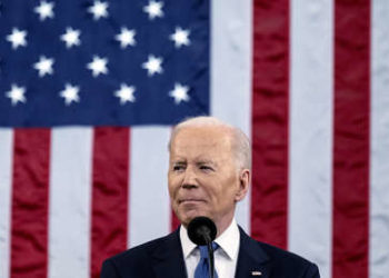 Joe Biden anuncia el cierre del cielo de EE.UU. para los vuelos rusos por la operación en Ucrania