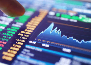 Los principales índices de EE.UU. registran sus peores caídas en más de un año mientras el Congreso estudia prohibir la importación de petróleo ruso