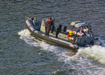 Al menos 44 muertos tras naufragar una patera en el Atlántico cuando intentaba llegar a España