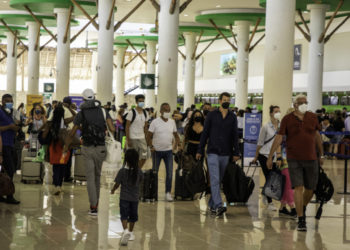 Gobierno dominicano brindará asistencia a turistas ucranianos y rusos que están en el país