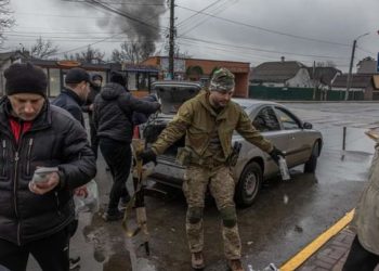Rusia y Ucrania acuerdan un alto el fuego temporal para evacuar civiles