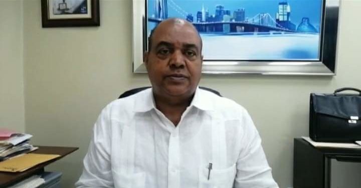 Director Moscoso Puello recomienda prestar atención a la tos