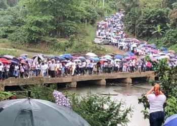 Iglesia católica y otras organizaciones marchan por la conservación del Medio Ambiente y la Paz en Ucrania