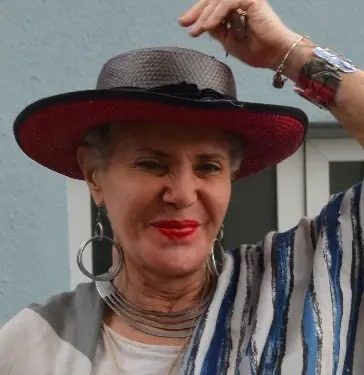 La Academia Dominicana de Periodistas de Arte y Espectáculos elogia trayectoria de Patricia Ascuasiati