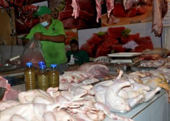 Pollo, cerdo, pescado, arroz, plátanos, yuca, aceite y papas suben precios