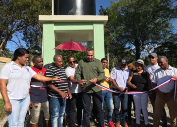 Alcaldía de Bayaguana inaugura mini acueducto en Anton Sánchez