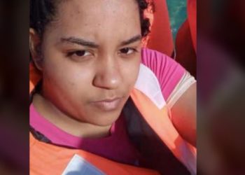 Se encuentra desaparecida joven de 22 años; padece de esquizofrenia