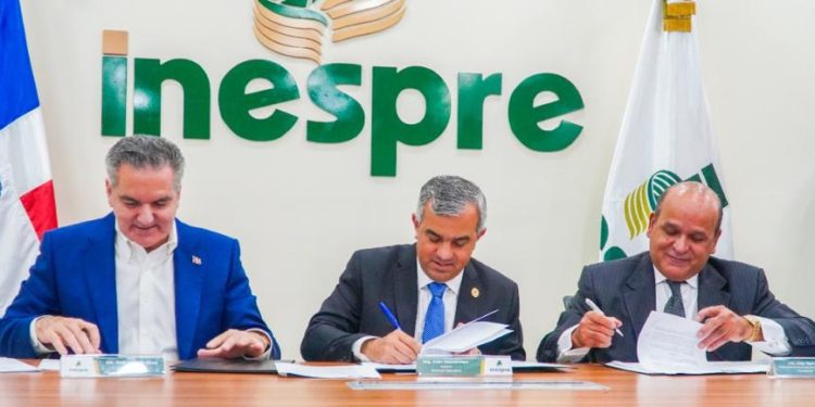 El gobierno amplia a 250 los supermercados que venderán canasta del Inespre a precios bajos