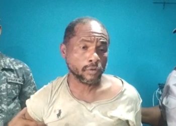 Hombre mata mellizos de 11 meses, hiere hermanito de 3 años y al padre de estos, en Sánchez Ramírez