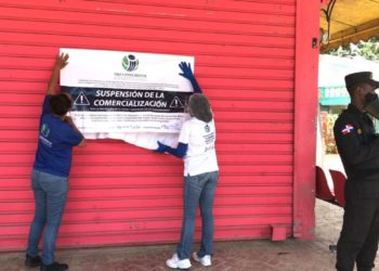 Pro Consumidor cierra varios negocios que vendían bebidas alcohólicas adulteradas en GSD