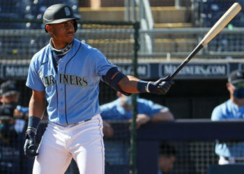 Julio Rodríguez salió del bache a lo grande