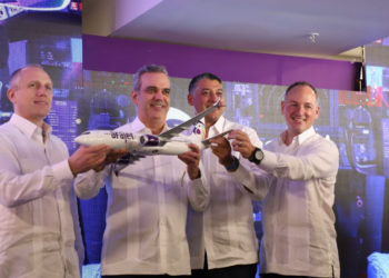 Presidente Abinader afirma llegó principio del fin de las altas tarifas aéreas con el lanzamiento de ARAJET, nueva aerolínea comercial