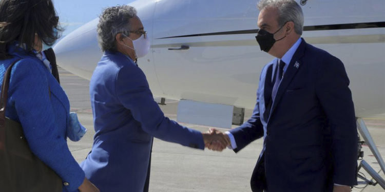 Presidente Abinader viajó a Costa Rica