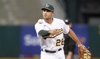 Cambios al rojo vivo con Oakland, Cincinnati