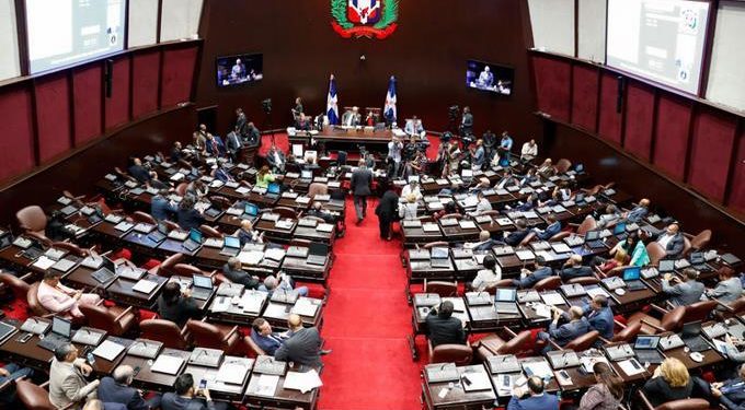 Diputados analizan préstamos por US$600 millones