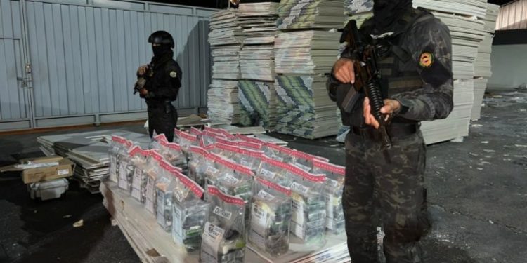Hallan 195 kilos de cocaína en el puerto de Haina Oriental