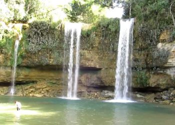 Prohíben uso de balnearios en siete provincias por vaguada