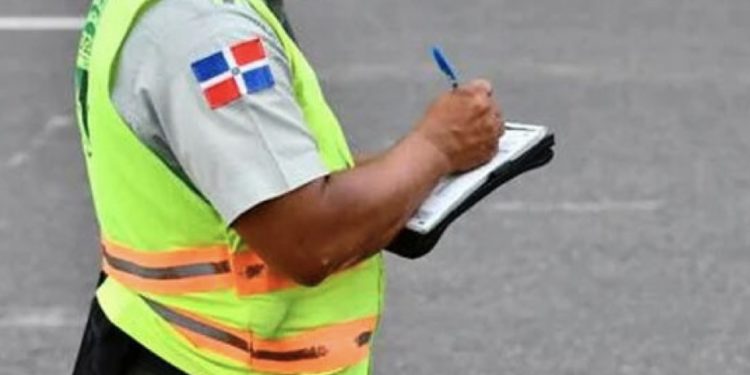 Consulta en línea si tiene infracciones de tránsito (multas)