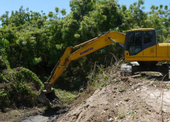 Gobierno interviene drenajes en Pueblo Viejo y Sabana Yegua en Azua