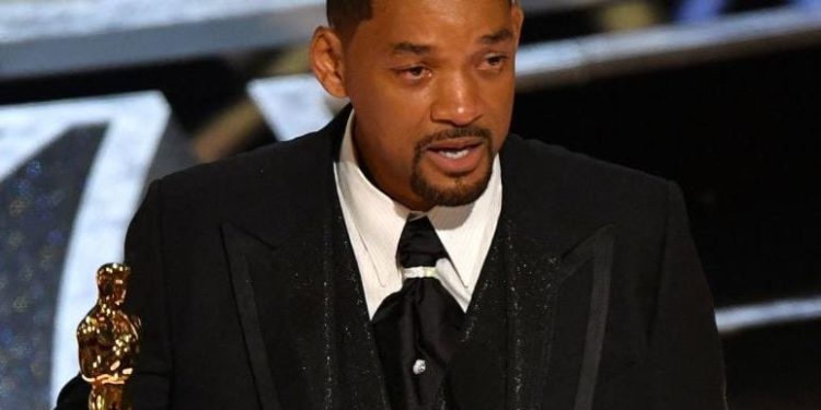 Will Smith renuncia a la Academia de Artes y Ciencias Cinematográficas después de abofetear a Chris Rock en el Oscar