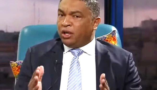 Yvan Lorenzo: «Gobierno entrega patrimonio del Estado a sus amigos»