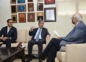 Leonel Fernández afirma que el gobierno no toma las medidas correctas, porque cree que todo está bien