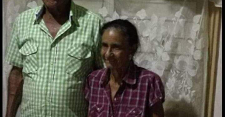 Hombre mata a su madre y hiere a su padre en SD