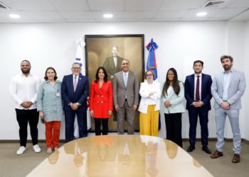 OGTIC establece agenda de trabajo con delegación del Ministerio de Economía y Transformación Digital de España para impulsar las TIC en el país