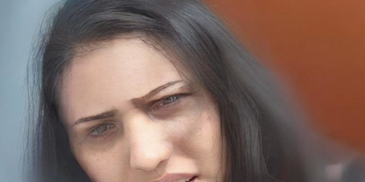 Pastora culpó a Satanás después de ser descubierta por su esposo “pegándole cuernos” en una cabaña con un pastor