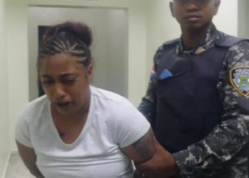 Un año de prisión preventiva a mujer que fingió ahorcar a su hija en La Vega