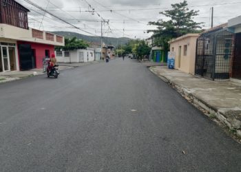 Plan de Asfaltado sigue detenido luego de la visita del presidente Abinader a La Vega