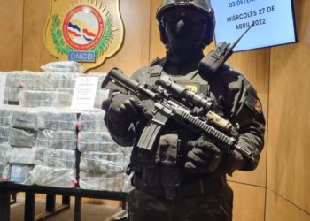 Apresan tres y ocupan 344 paquetes presumiblemente cocaína