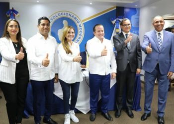 Paliza y Carolina inscriben planchas ante Comisión de Elecciones Internas PRM