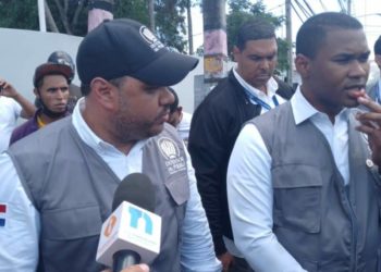 Agreden al defensor del Pueblo y a periodistas en el canódromo