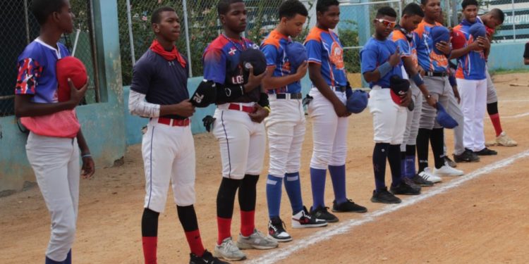 Inician eliminatorias III Juegos Santo Domingo Este; participan 72 ligas de softbol y béisbol infantil