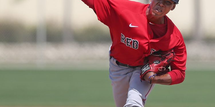 Bello exhibe su calidad en debut de Triple-A