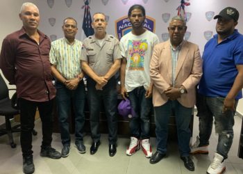 Policía suspende a dos agentes golpearon joven en sector Villas Agrícolas, D.N; ambos están a disposición del Ministerio Público.