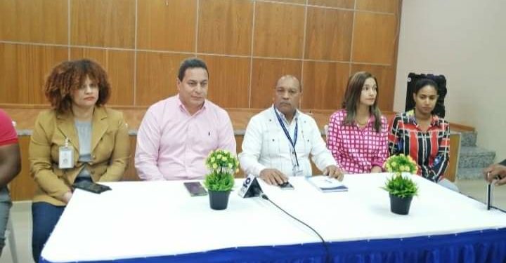 EDENORTE acusa a gestión pasada de apagones y quema de neumáticos en La Vega