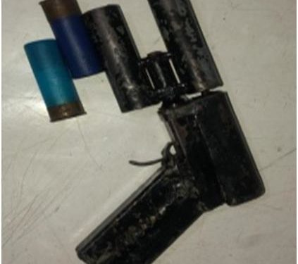 Apresan uno de tres presuntos atracadores con arma de ilegal en Esperanza 