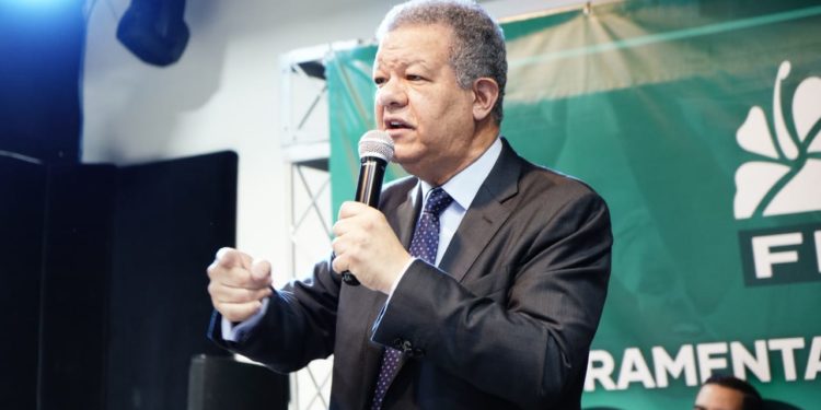 Leonel Fernández: el gobierno confiesa tener una crisis gerencial