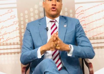 Andrés Cueto, gerente general de Edenorte dice apagones se deben a poca reserva energía