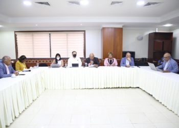 Diputados reciben informe de la deuda pública por parte del Ministro de Hacienda