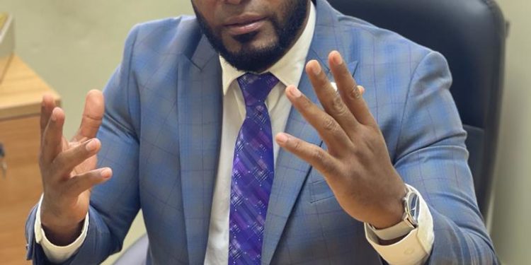 Diputado Edwin Mejía afirma «nivel de improvisación del gobierno no tiene límites»