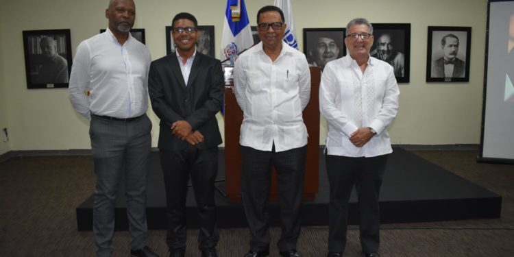 Hernández Inirio asegura renovación del cuento ha sido lenta y silente, pero sigue evolucionando