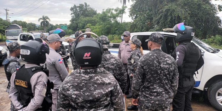 PN detiene ocho personas mediante operativo en Monte Plata