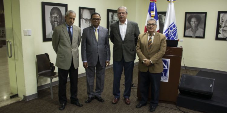 Presidente Sociedad de Medicina Regenerativa y Terapia Celular: Advierten países tendrán que recurrir a la educación para enfrentar enfermedades