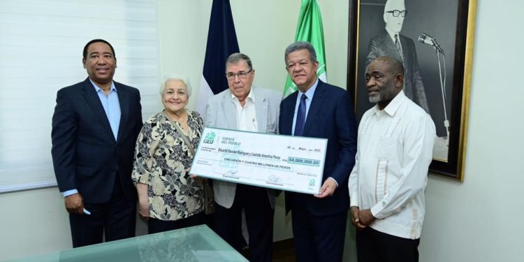 Con recursos obtenidos de rifa la FP adquiere Casa del Pueblo Johnny Ventura