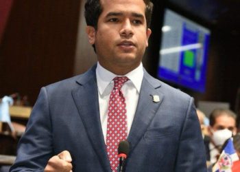 Omar Fernández: “la reelección será difícil para Abinader porque el pueblo está decepcionado “