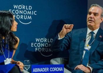 Éxito del turismo de RD despierta interés en Davos; presidente Abinader destaca el sector como vital para recuperar la economía